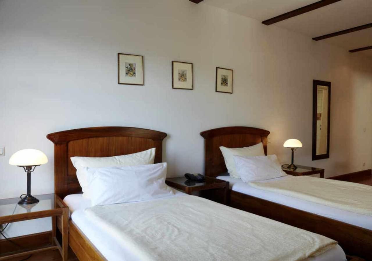 Snorrenburg Gmbh 3*